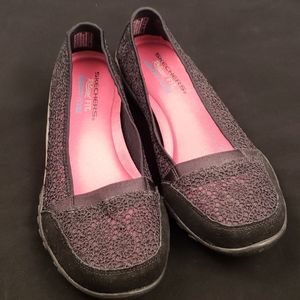 Skechers black memory foam size 7.5